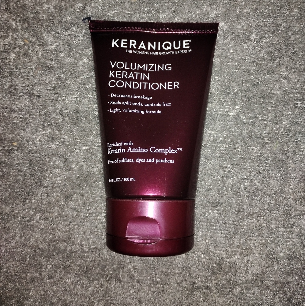 Keranique Volumizing Keratin Conditioner - Deep Burgundy